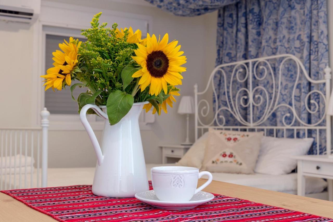 Blue And White Apartment Vipgreece Athens Luaran gambar