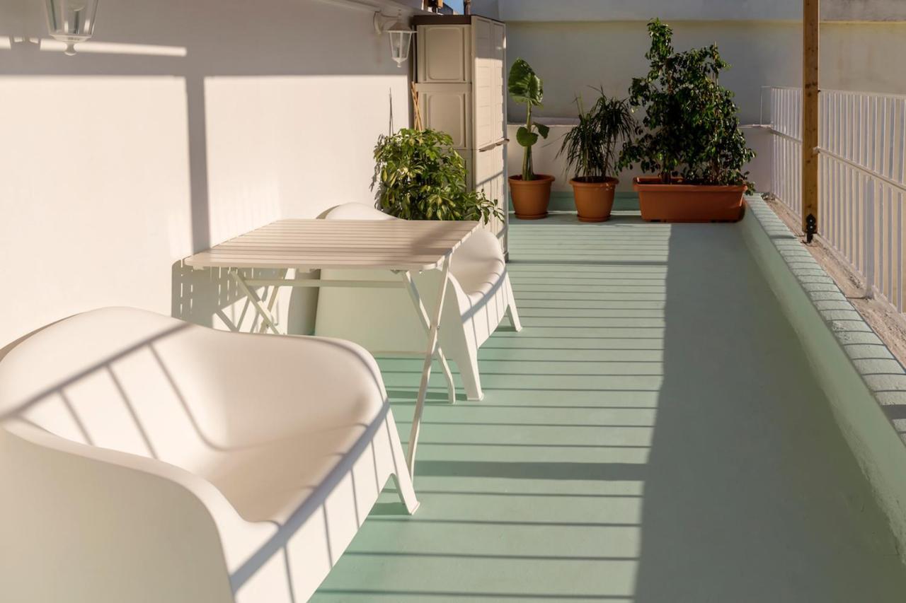 Blue And White Apartment Vipgreece Athens Luaran gambar
